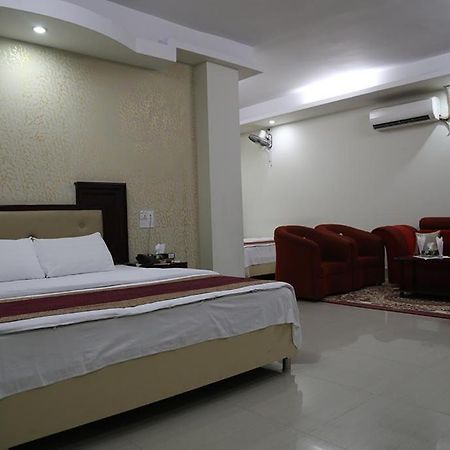 Hotel City Plaza Jessore Ngoại thất bức ảnh
