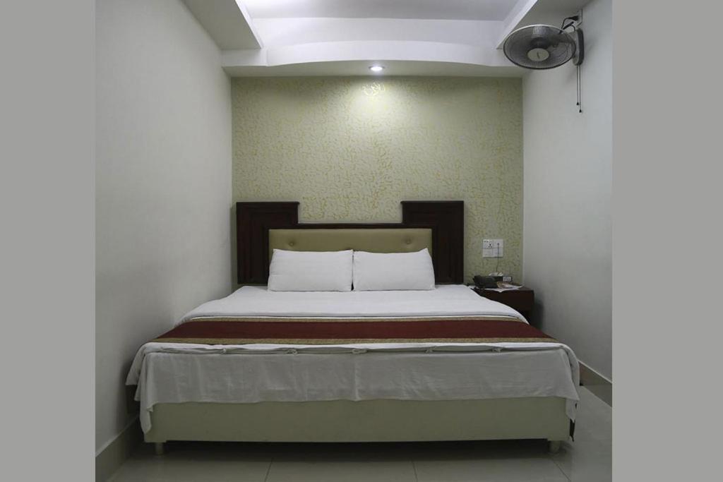 Hotel City Plaza Jessore Ngoại thất bức ảnh