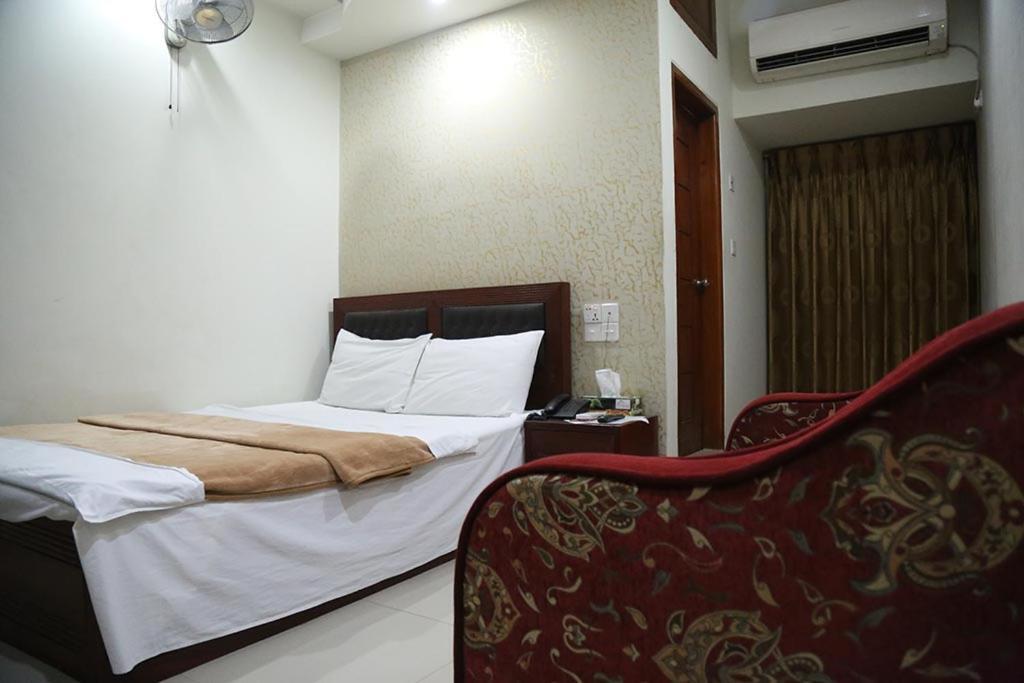 Hotel City Plaza Jessore Ngoại thất bức ảnh